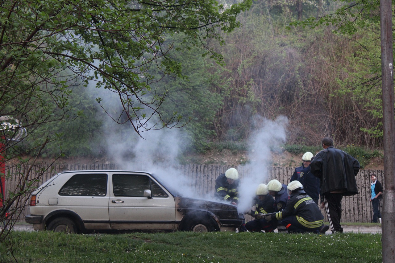 辽宁营口大货车爆炸事件，多车被引燃的悲剧与反思